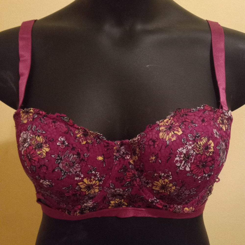 Kiss & Tell Magenta Floral Lace 38C Bra